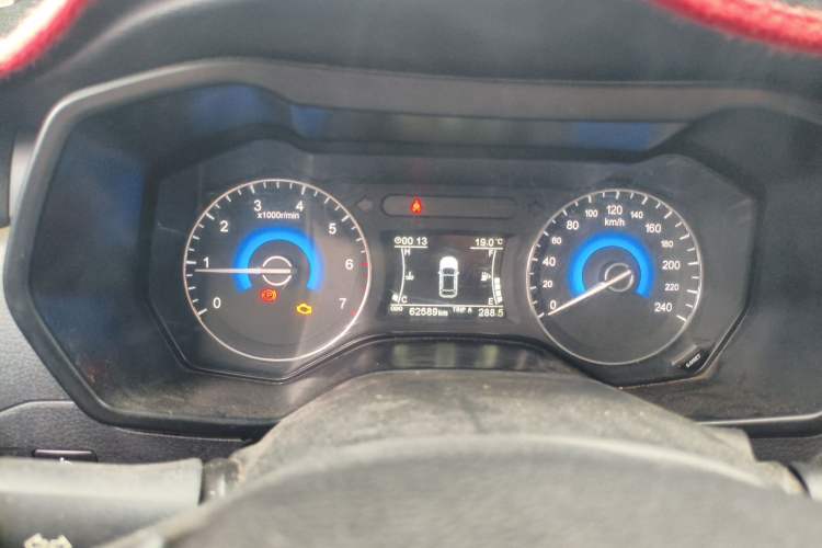 Used Dongfeng Fengon 580 2016 1.8L Manual Comfort Model Instrument Cluster