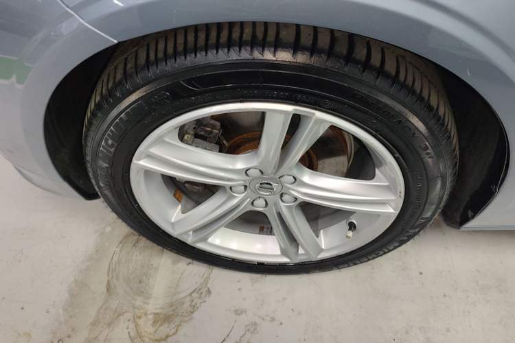 Used Volvo S90 2018 T4 Zhiyuan Edition Exterior 4