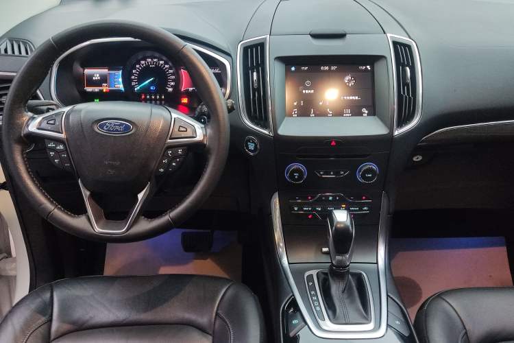 Used Ford Edge 2018 EcoBoost 245 Two-Wheel-Drive Titanium 7-Seater China V Standard