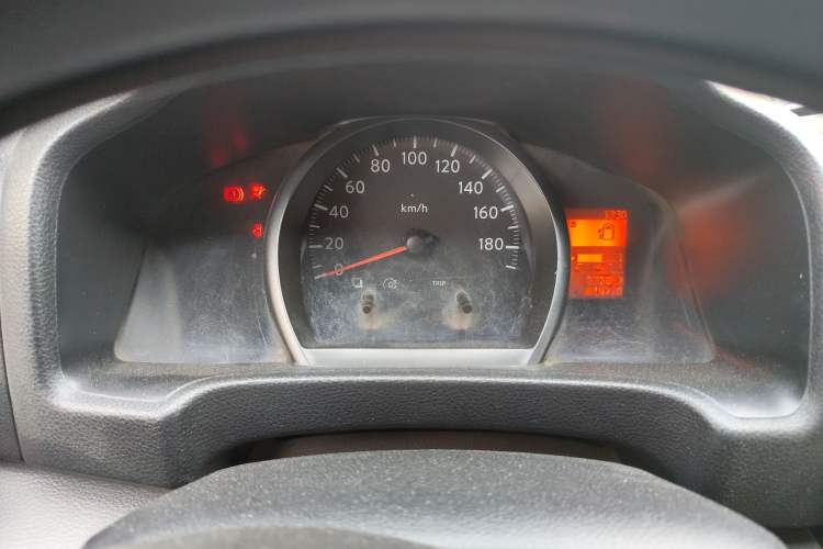 Used Nissan NV200 2011 1.6L 232 Seats Zunya Trim Instrument Cluster