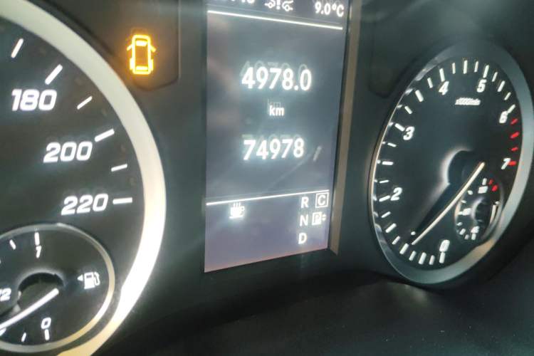 Used Mercedes-Benz Vito 2021 2.0T Business Version 7 Seats