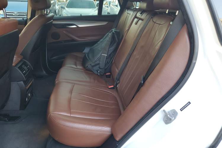 Used BMW X5 2015 xDrive35i U.S. specification
