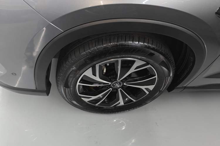 Used BYD Song Pro New Energy 2025 2nd Generation Intelligent Driving Version DM-i 75KM Leading Edition
