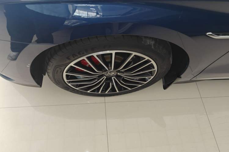 Used BYD Han 2022 DM-i 121KM Luxury Model