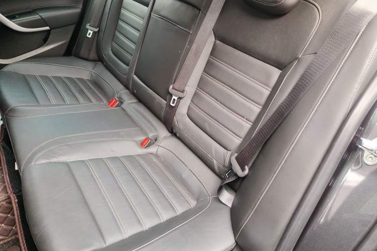 Used Buick Regal 2014 1.6T Fashionable Tech Edition
