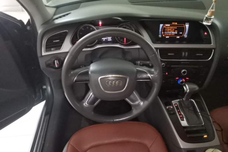 Used Audi A4L 2013 30 TFSI Automatic Comfort Model
