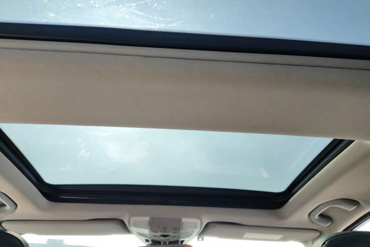 Used Mercedes-Benz C-Class 2011 C 200 Fashion Travel Edition
