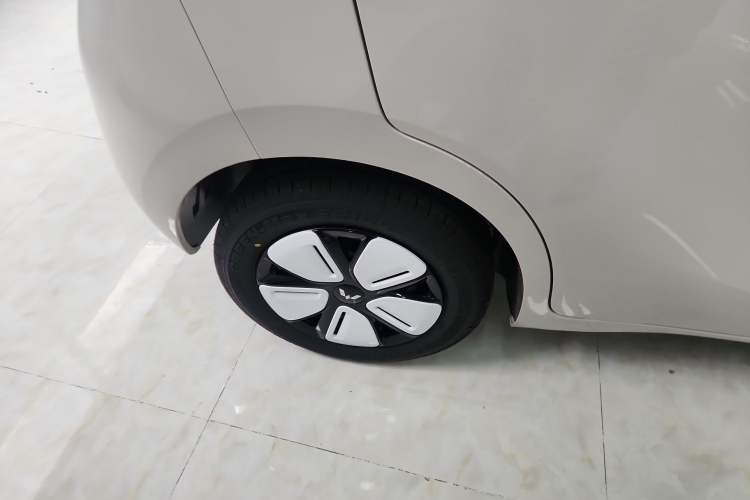 Used Wuling Hongguang MINIEV 2025 Four-Door Version Advanced Edition
