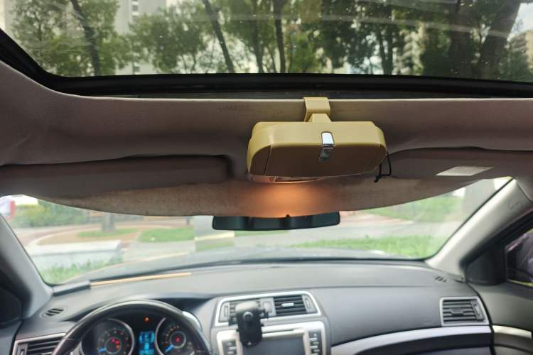 Used BAIC Senova X65 2015 2.0T Automatic Elite Model