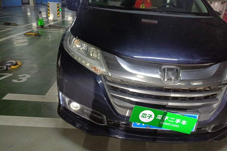 Used Honda Odyssey 2017 2.4L Luxury Edition Right Front Headlight