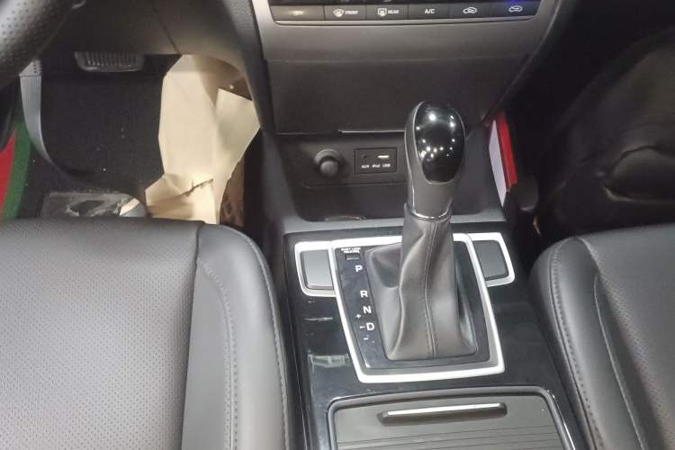 Used Hyundai Mistra 2014 1.8L Automatic Deluxe DLX Model
