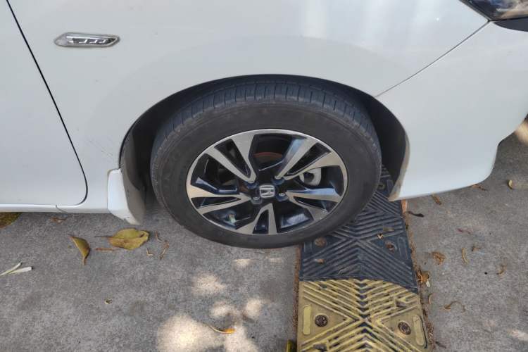 Used Honda Greiz 2016 1.5L CVT Classic Edition