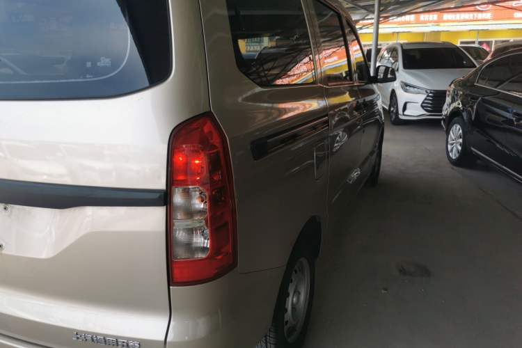 Used Wuling Hongguang V 2022 1.5L Jingqu Edition Electric-Assist LAR