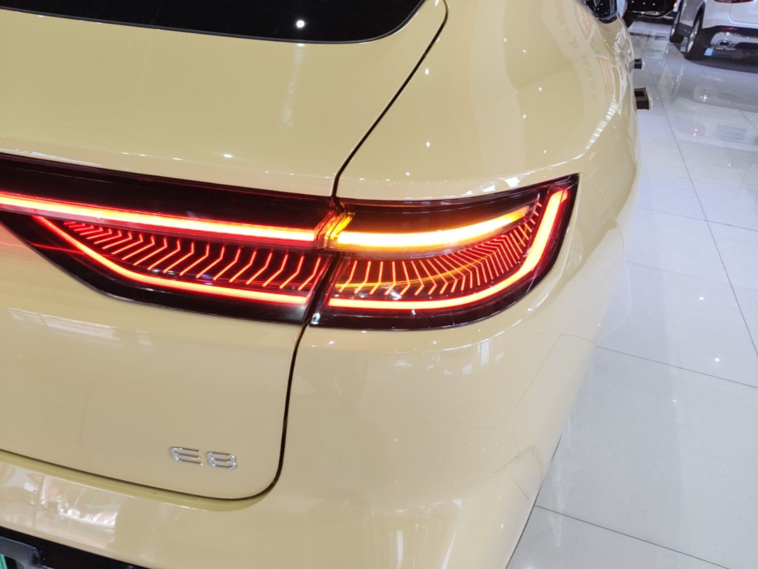 Geely Galaxy E8 2024 665 km Range Rear-Drive Starship Long-Range Version — снимка 9