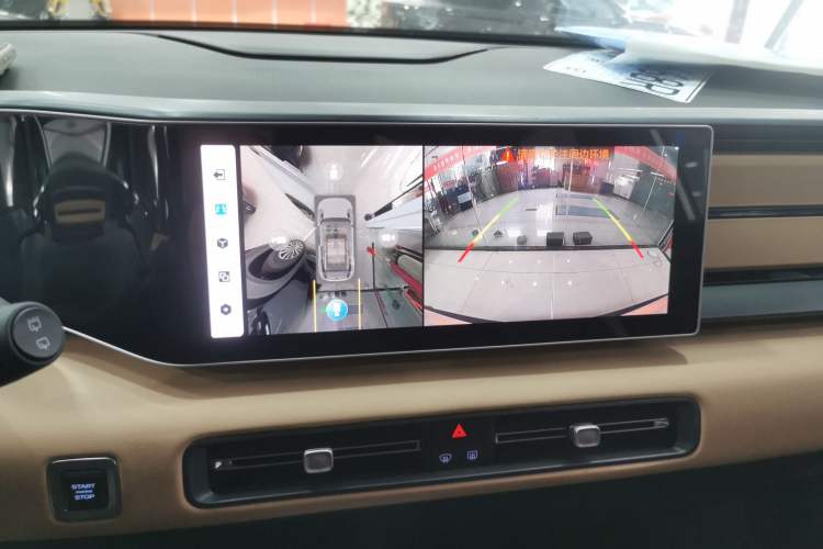 Used Geely Auto icon 2025 Linglong 1.5TD Ruyi Edition Audio And AC Panel