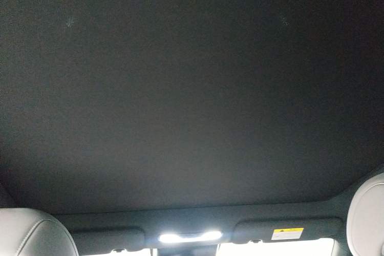 Used CHANGAN NEVO A07 2025 Blue Whale Pure Electric Version 625 Luxury Model Headliner