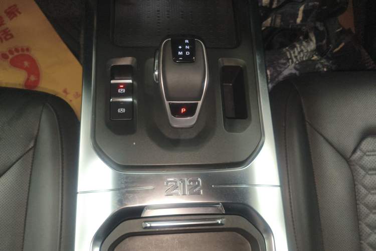 Used 212 T01 2024 2.0T Mechanic