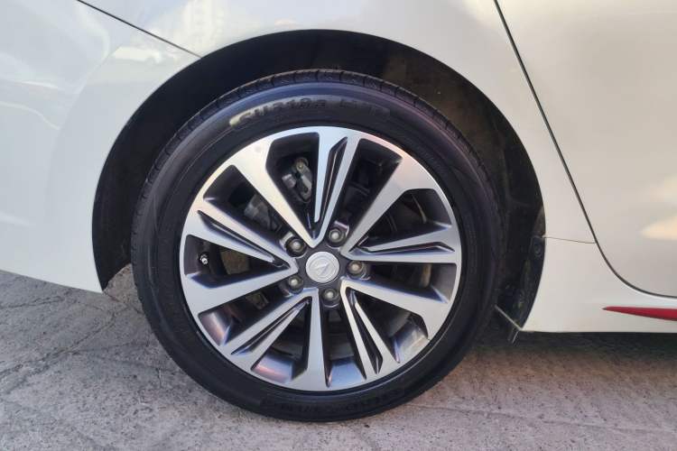 Used CHANGAN Ruicheng CC 2021 Blue Whale Edition 1.5T DCT Prestige Model Exterior 5