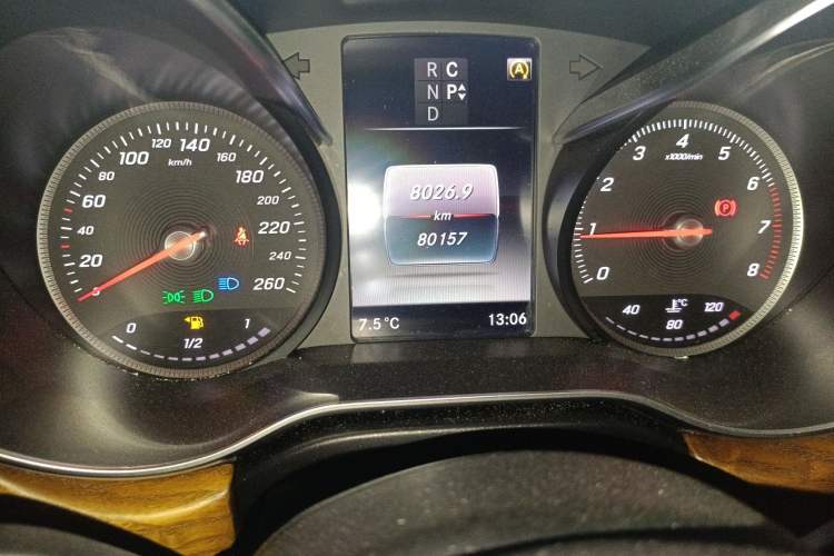 Used Mercedes-Benz V-Class 2018 V 260 L Prestige Extended Version China VI