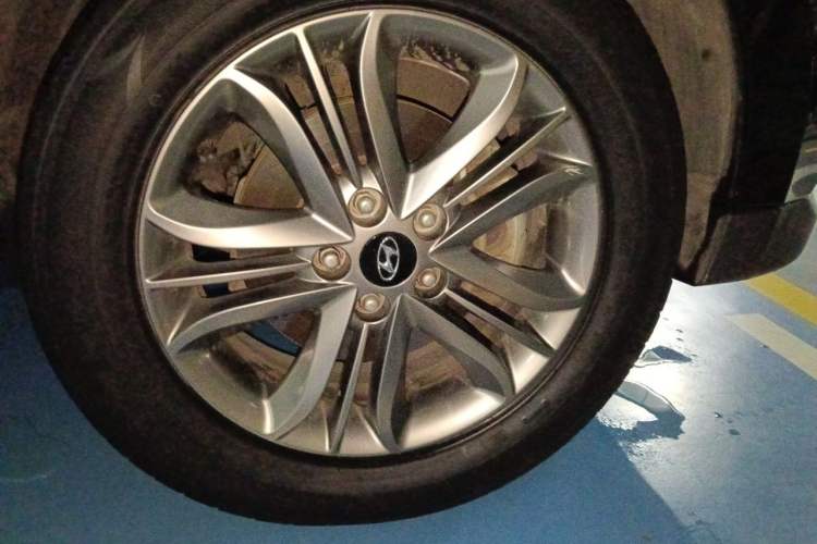 Used Hyundai ix35 2013 2.0L Automatic Two-Wheel Drive Smart GLS China IV Standard