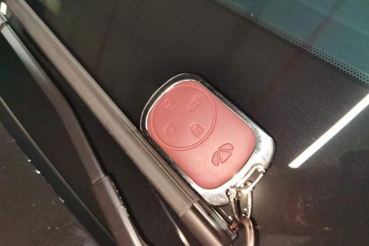 Used Chery T11 2026 Model 220 Rear-Drive Dual IMAX Theater Edition Vehicle Key