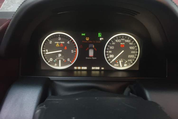 Used Land Rover Range 2010 3.6 TDV8 HSE
