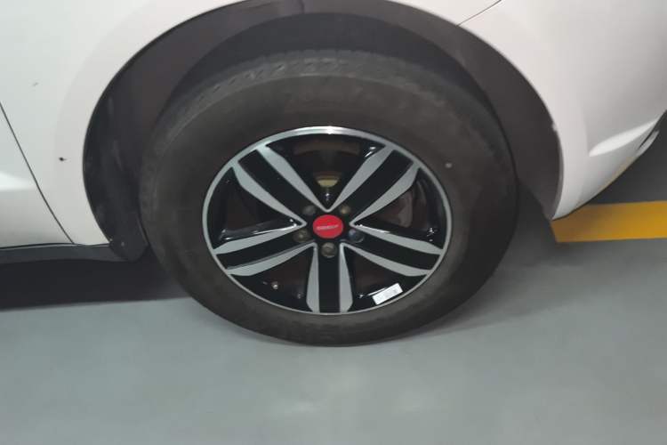 Used Geely Auto GX7 2015 Sports Edition 2.0L Automatic Prestige Model