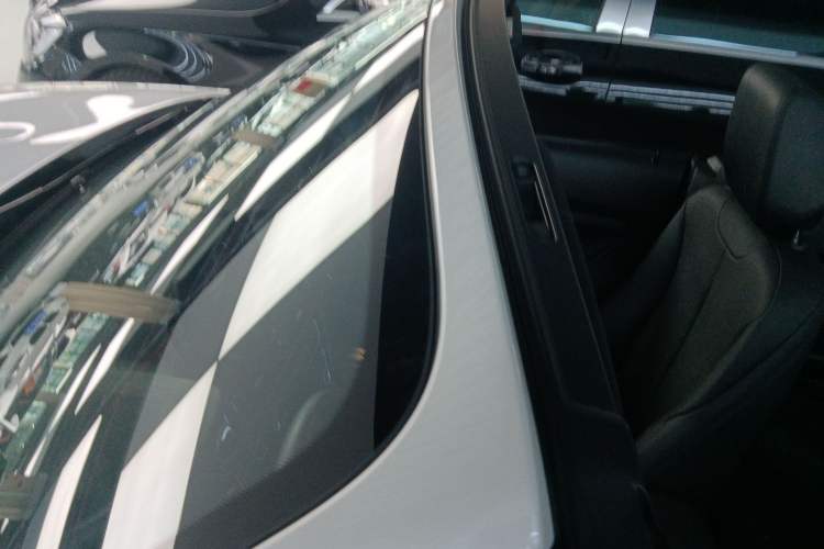 Used BMW 2 Series 2019 225i Convertible Coupe Sports Design Package