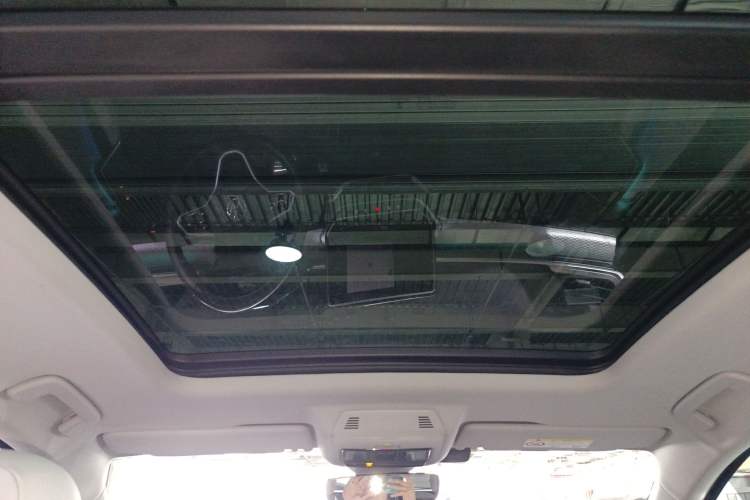 Used Volkswagen ID.6 X 2021 Pro Smart Long-Range Edition Headliner