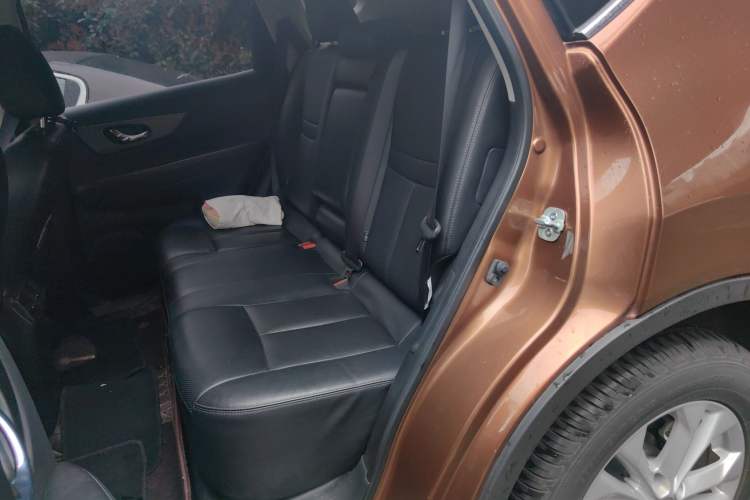 Used Nissan X-Trail 2014 2.0L CVT Smart Edition 2WD
