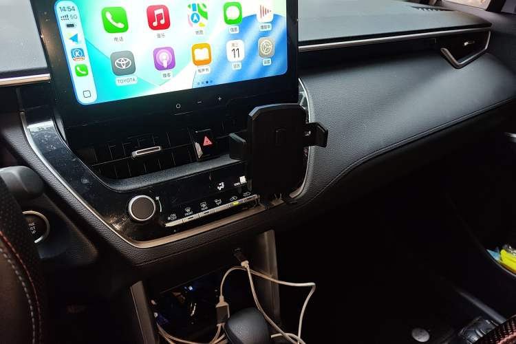 Used Toyota FRONTLANDER 2023 2.0L CVT Luxury Edition
