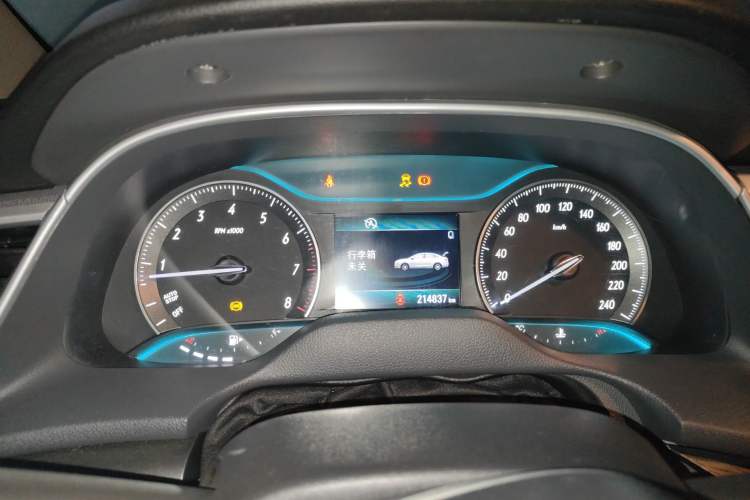 Used Buick GT 2015 15N Automatic Elite Version Instrument Cluster