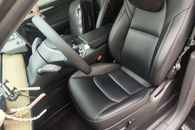 Used Tesla Model Y 2022 Rear-Wheel-Drive Version
