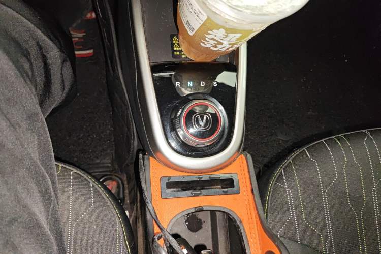 Used CHANGAN OSHAN Benni E-Star 2021 National Edition Xin Yue Version Lithium Iron Phosphate (31.86 kWh) Gear Lever