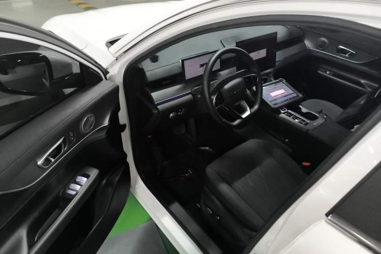 Used Chery Fengyun T8 2025 1.5T 130 km Luxury Edition 5-Seater
