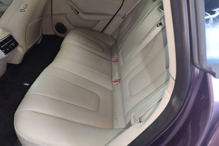 Used Hima Luxeed S7 2025 855 km Max