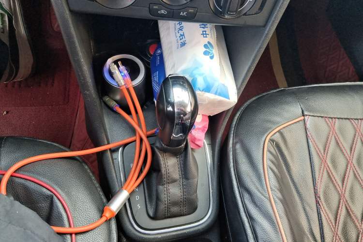 Used Volkswagen Polo 2016 1.4L Automatic Trendy Model Gear Lever