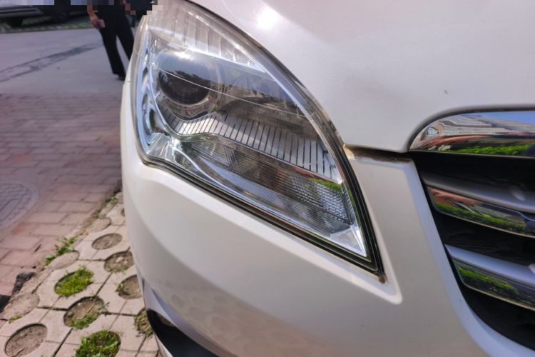 Used CHANGAN CS35 2016 1.6L Automatic Luxury Model China IV Standard
