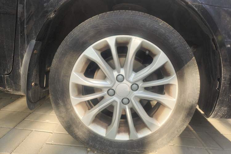 Used Geely Auto Vision 2015 1.5L Manual Happiness Edition
