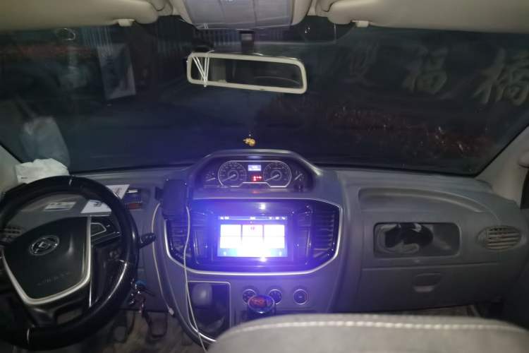 Used SAIC MAXUS Xintu V80 2021 2.0T Manual Classic Aoyuntong Long Wheelbase Mid-Roof 6/7/8/9-Seater Headliner