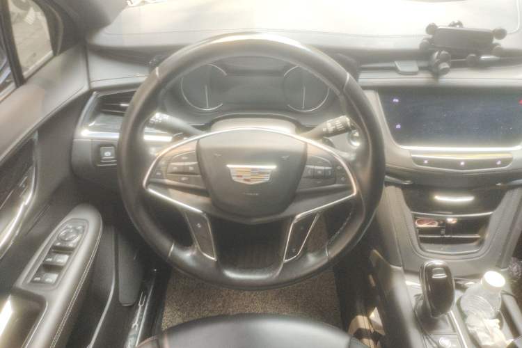 Used Cadillac XT5 2020 Revised Version 28T Luxury Edition Steering Wheel