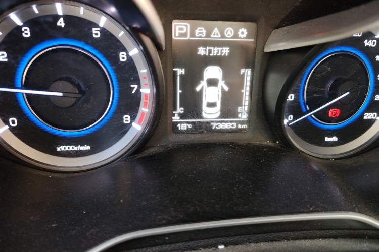 Used CHANGAN Eado 2018 High-Energy Edition 1.6L GDI Automatic Pioneer Model China V Standard Odometer Close Up