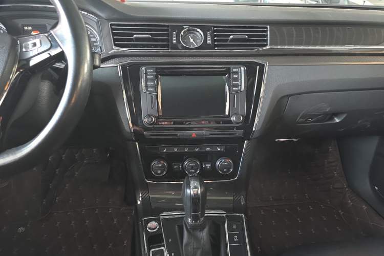 Used Volkswagen Passat 2016 330TSI DSG Prestige Edition