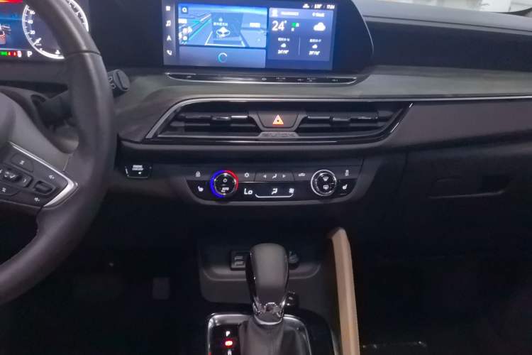 Used Buick GL6 2021 323T Mild Hybrid Connect Luxury Model