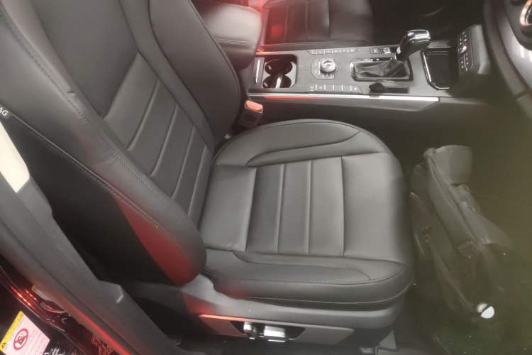 Used Wey VV7 2017 2.0T Ultra-Luxury Version
