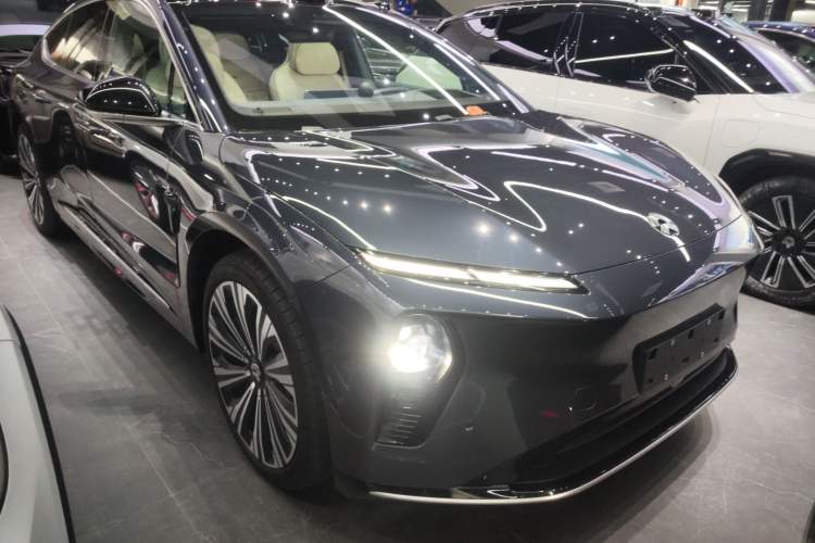 Used Nio ET9 2025 100kWh Signature Edition
