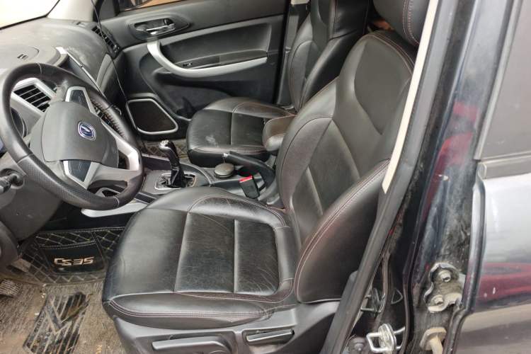 Used Changan CS35 2016 1.6L Manual Luxury Model China IV Standard