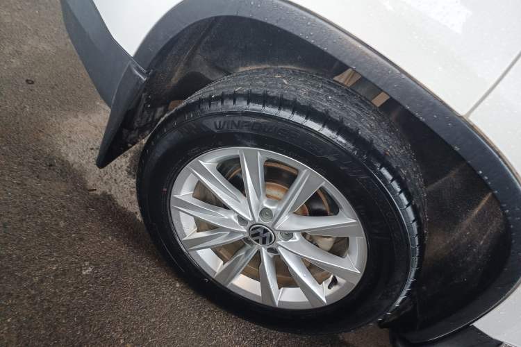 Used Volkswagen Tiguan L 2016 280TSI Automatic Two-Wheel Drive Silk Road Comfort Edition
