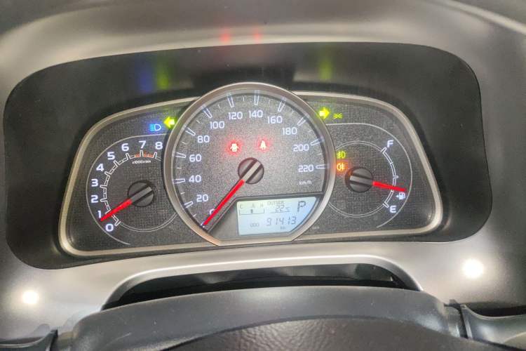 Used Toyota RAV4 2016 2.0L CVT Two-Wheel Drive Fashion Edition China V Standard