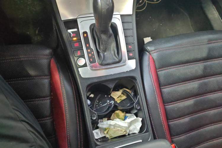 Used Volkswagen FAW-Volkswagen CC 2018 1.8TSI Luxury Model Gear Lever